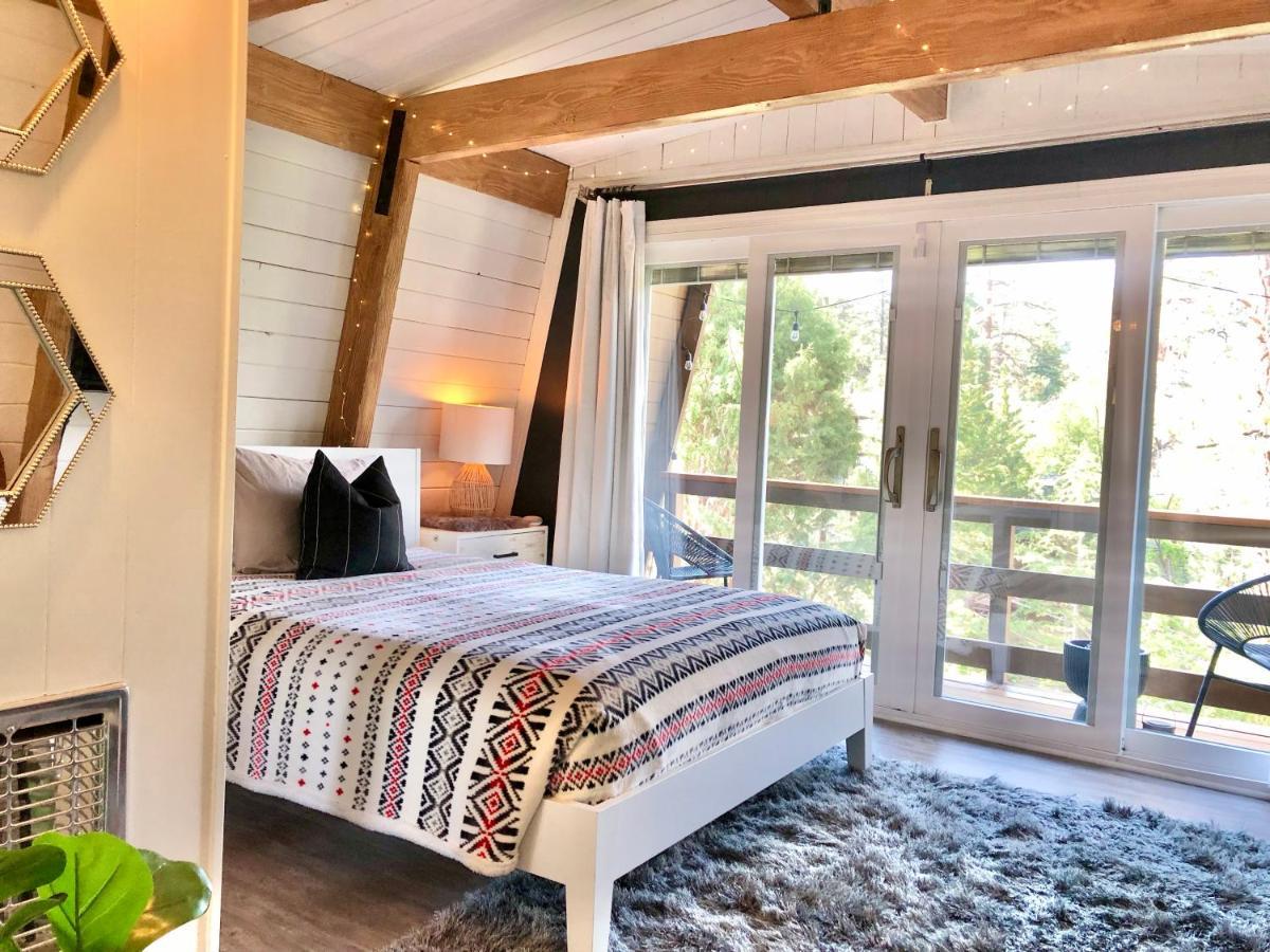Maison Solange-Red Barn Farmhouse Style- Moonridge Big Bear City Dış mekan fotoğraf