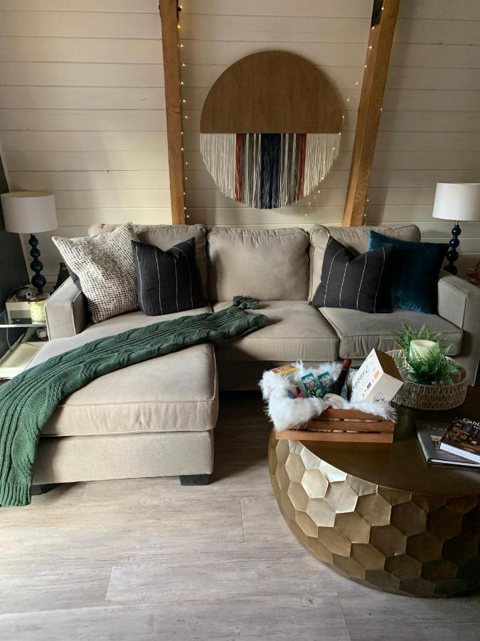 Maison Solange-Red Barn Farmhouse Style- Moonridge Big Bear City Dış mekan fotoğraf